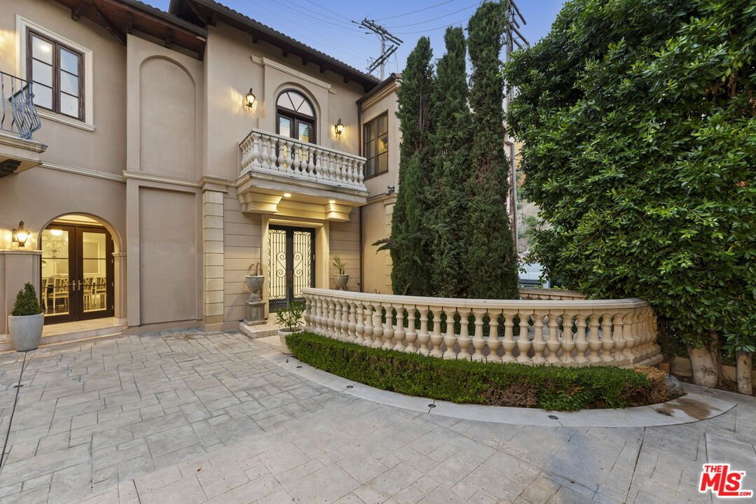 House in Beverly Hills, California, United States 3 - 18010855
