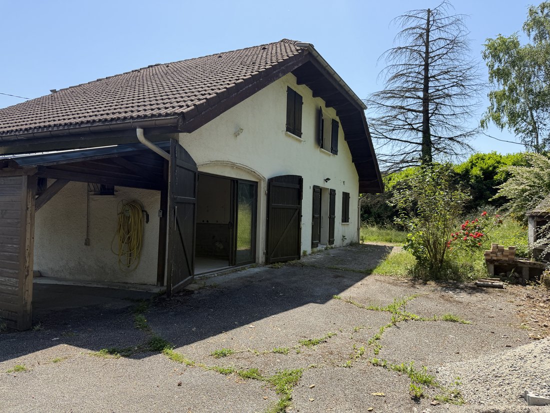 House in Le Bourget-du-Lac, Auvergne-Rhône-Alpes, France 1 - 18010095