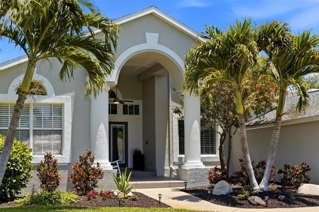 House in St. Petersburg, Florida, United States 1 - 18004758