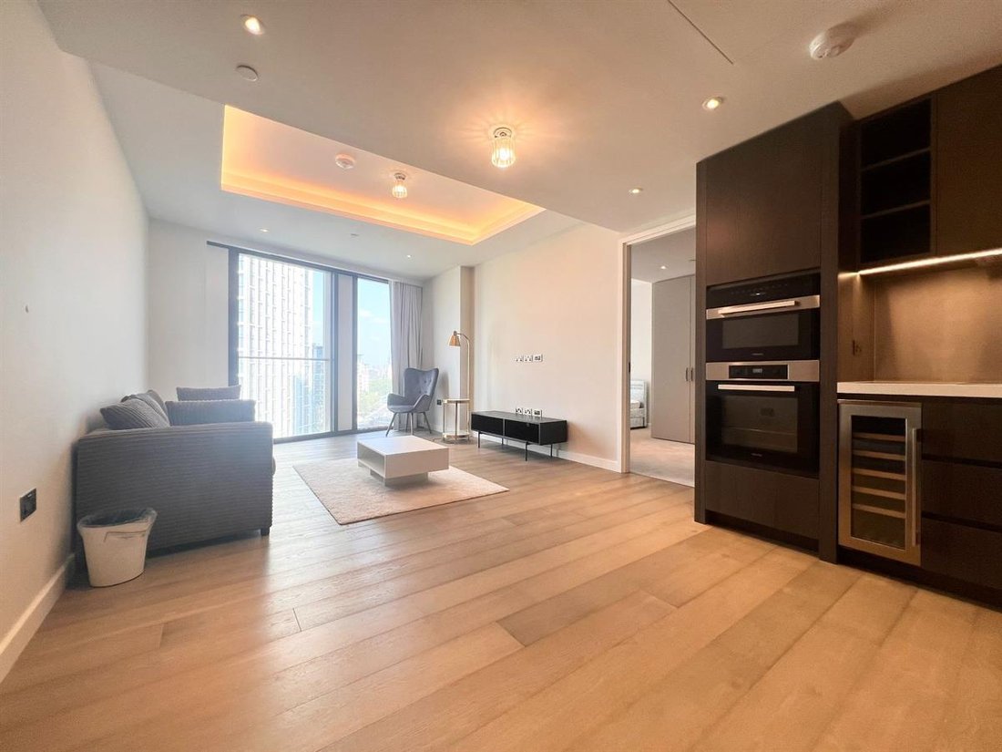 Apartment in New Covent Garden, Wandsworth (Greater London), England 1 - 18004827