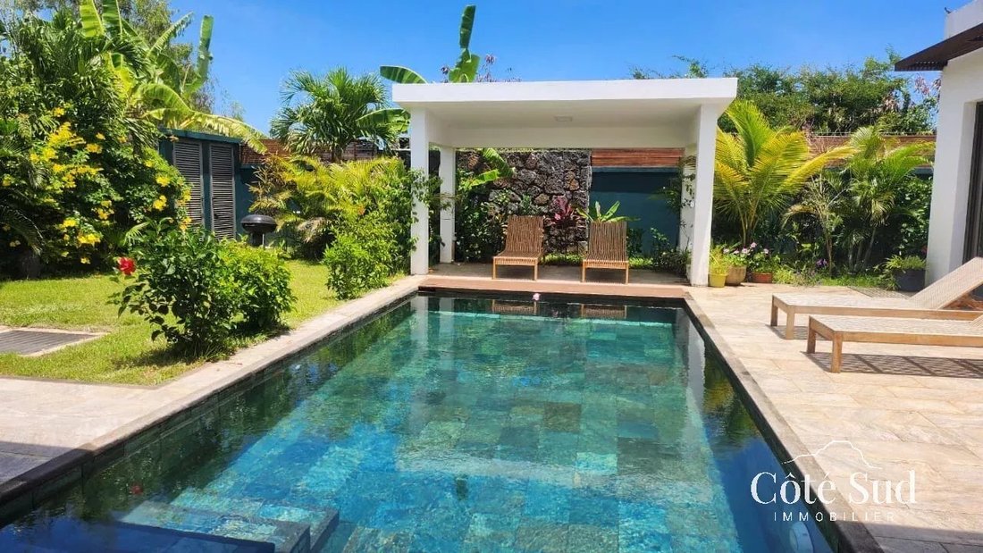 Villa in Cap Malheureux, Rivière du Rempart District, Mauritius 1 - 18006802