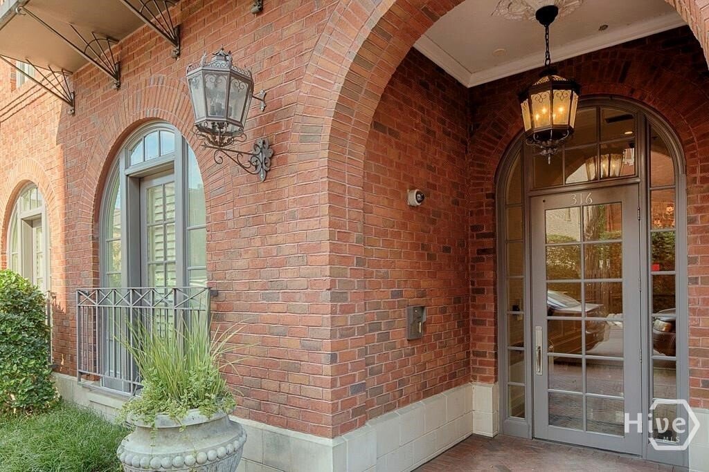 Condo in Savannah, Georgia, United States 1 - 18008159