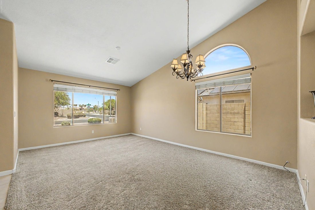 House in El Mirage, Arizona, United States 2 - 18005613
