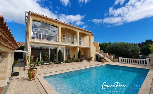 House in Uchaud, Occitania, France 1