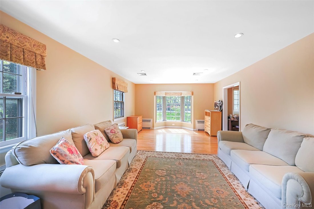 House in Halesite, New York, United States 3 - 18008442