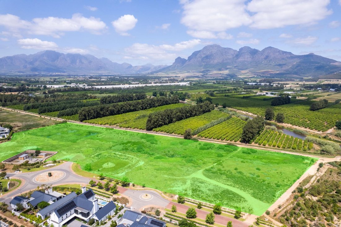 Land in Val de Vie, Western Cape, South Africa 2 - 18010319