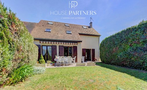House in Plateau-Mont Valérien, Rueil-Malmaison, France 1