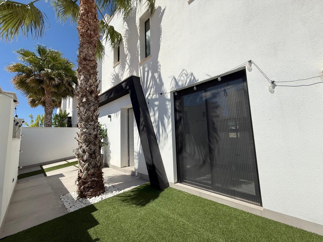 Villa in Santiago de la Ribera, San Javier, Región de Murcia 4 - 18007570
