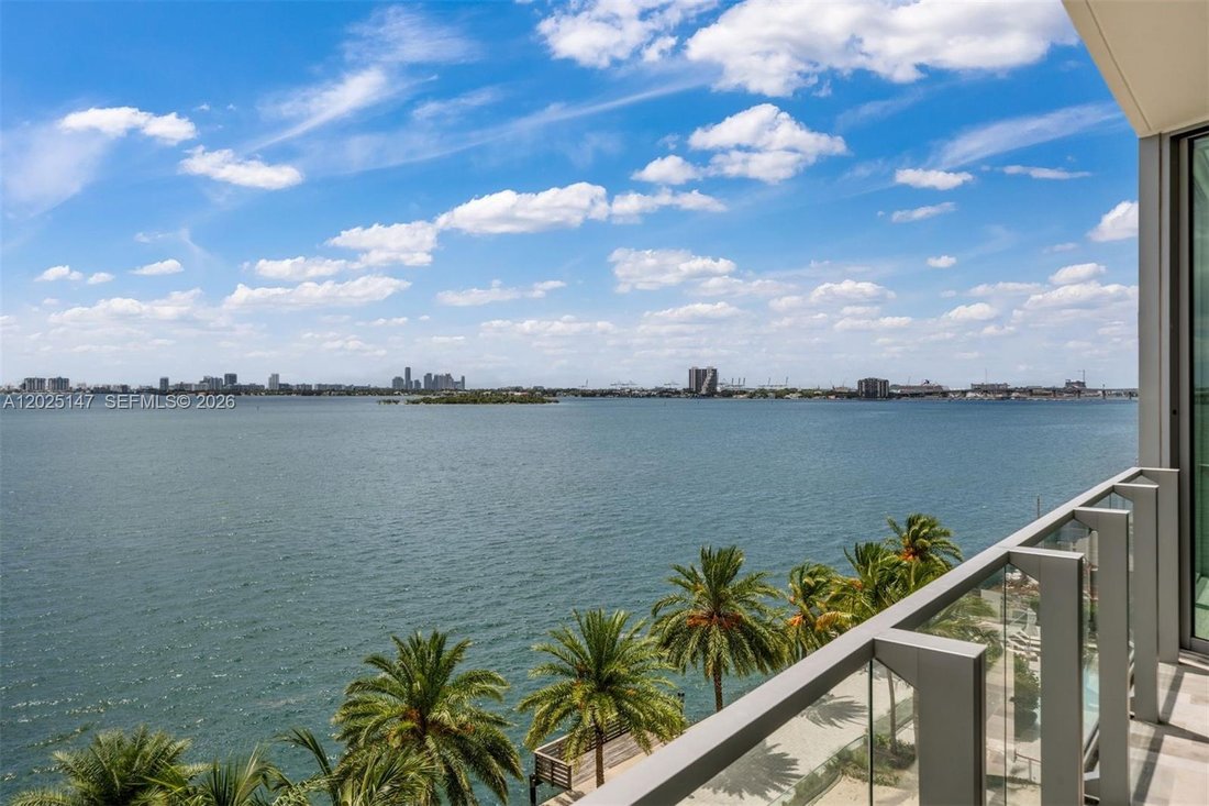 Condo in Miami, Florida, United States 2 - 18007996
