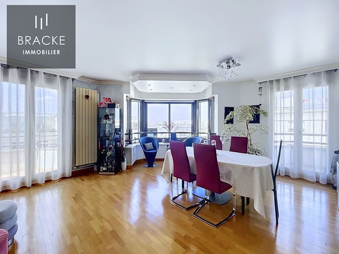 Apartment in Hôtel de Ville, Courbevoie, France 2 - 18009276