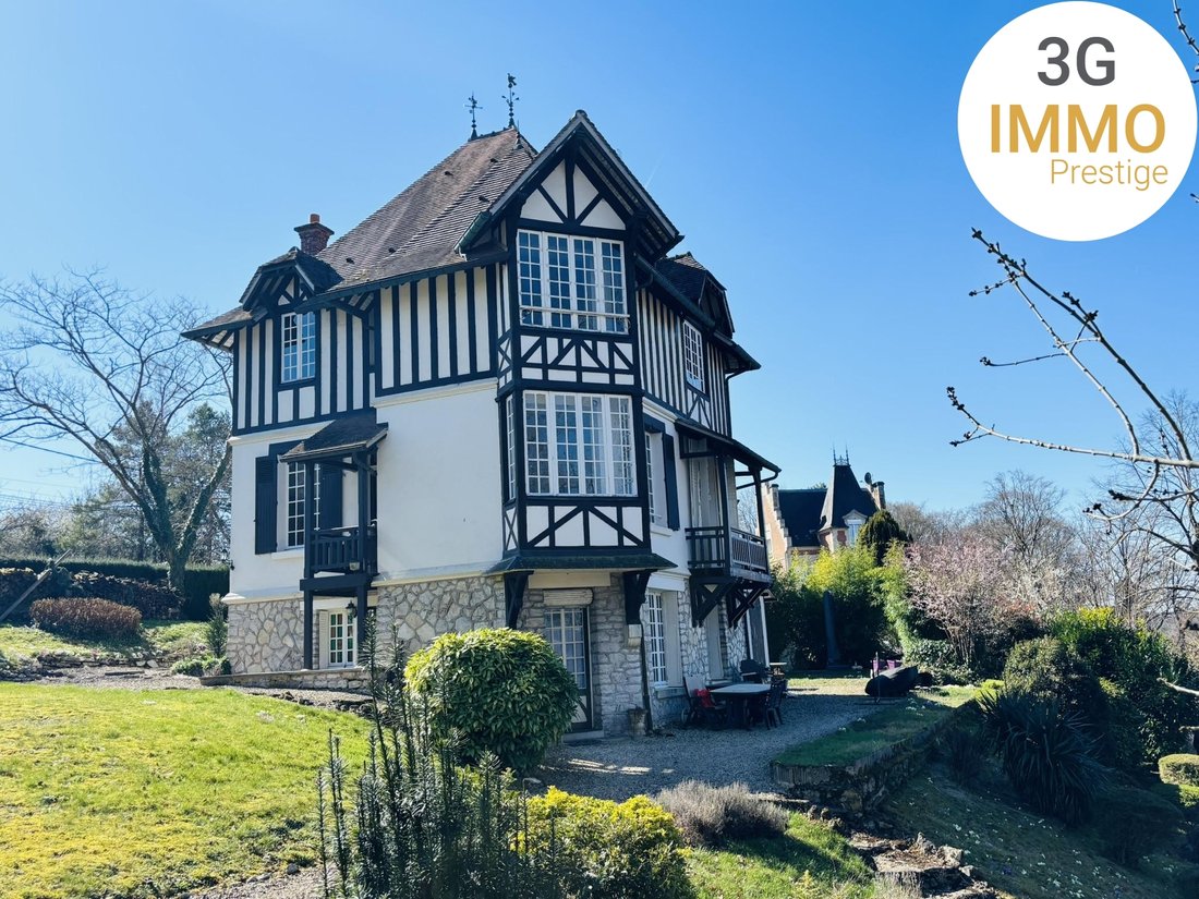 House in Pierrefonds, Hauts-de-France, France 1 - 18006387