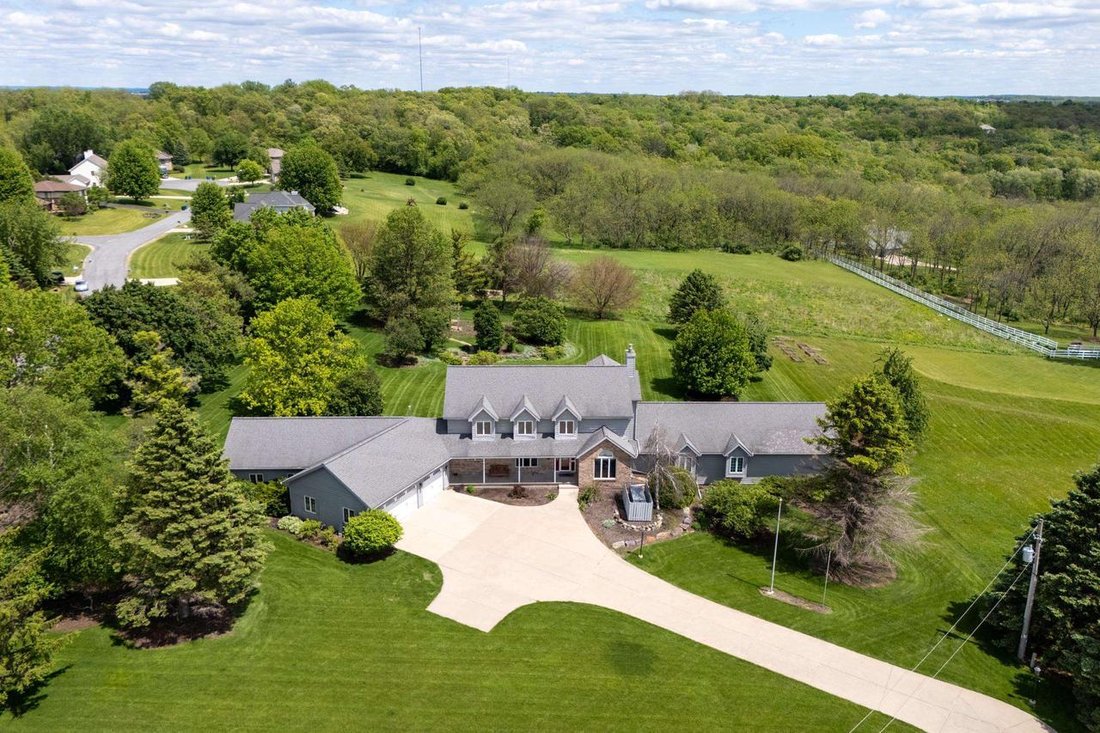 House in Cross Plains, Wisconsin, United States 1 - 18004659