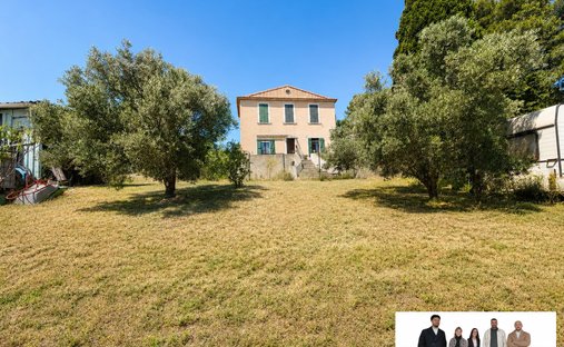 House in Lavera, Martigues, France 1