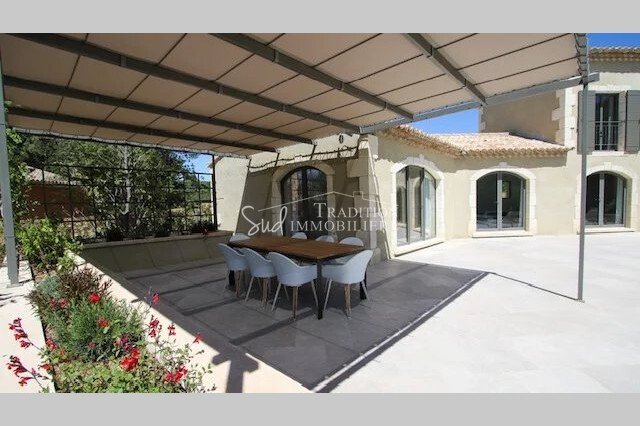 Villa in Maussane-les-Alpilles, Provence-Alpes-Côte d'Azur, France 4 - 17842116