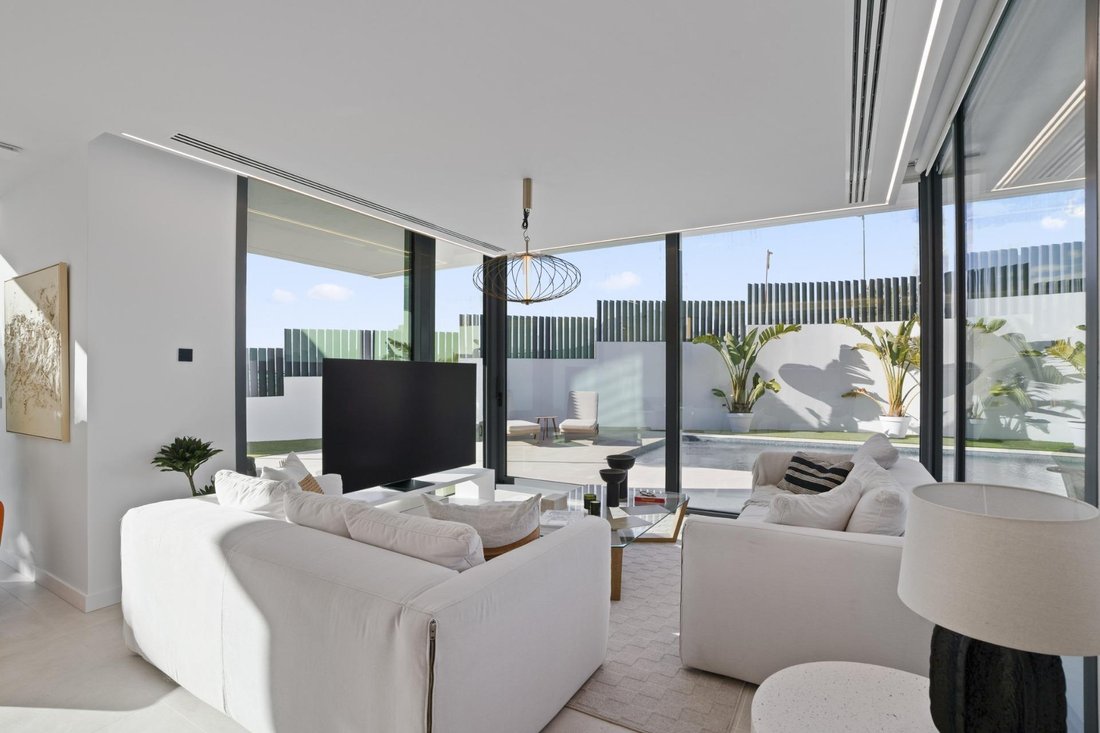 Villa in Benidorm, Valencian Community, Spain 5 - 18010751