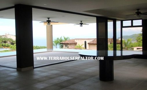 Maison à Playa Herradura, Puntarenas, Costa Rica 1