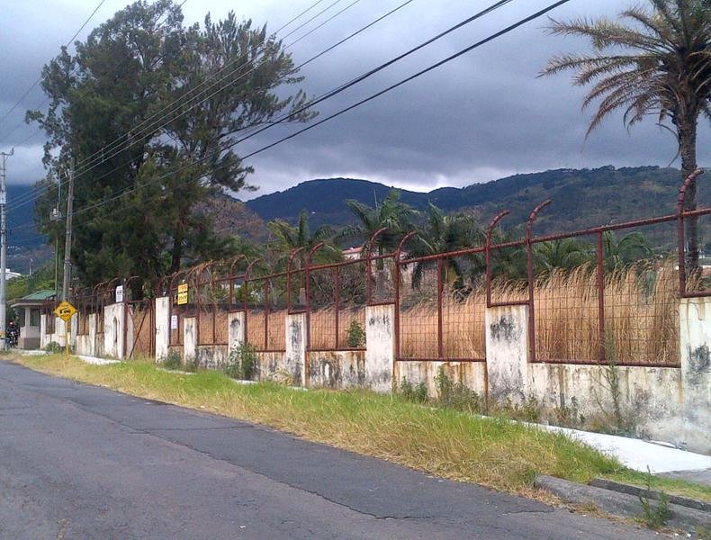 Terrain à San Rafael de Escazú, San José, Costa Rica 1 - 18004570