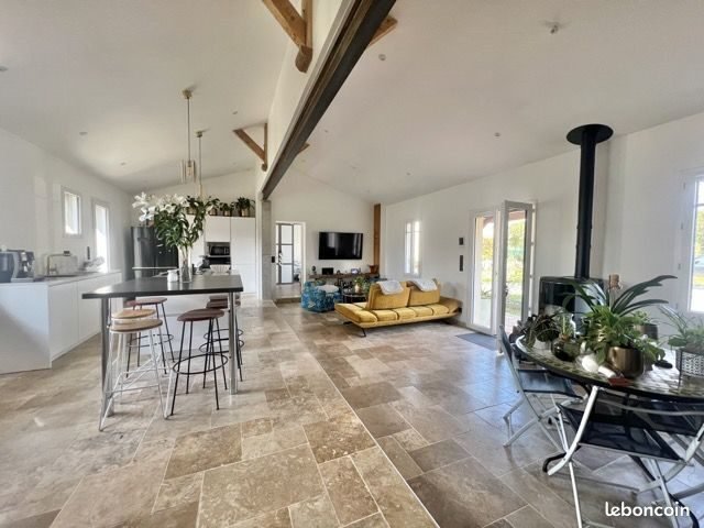 House in Libourne, Nouvelle-Aquitaine, France 1 - 17893248