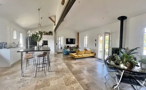 House in Libourne, Nouvelle-Aquitaine, France 1