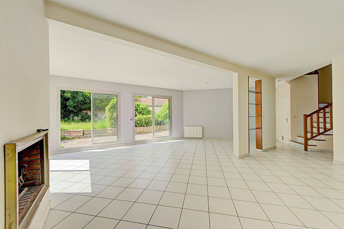 House in Aigremont, Ile-de-France, France 2 - 18005901