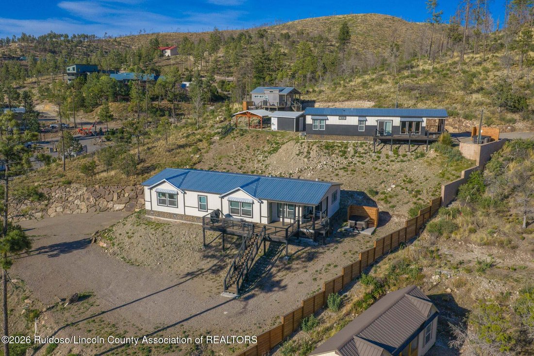 Ruidoso, New Mexico, United States 1 - 18006096