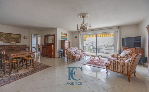 Apartment in Sanary-sur-Mer, Provence-Alpes-Côte d'Azur, France 1