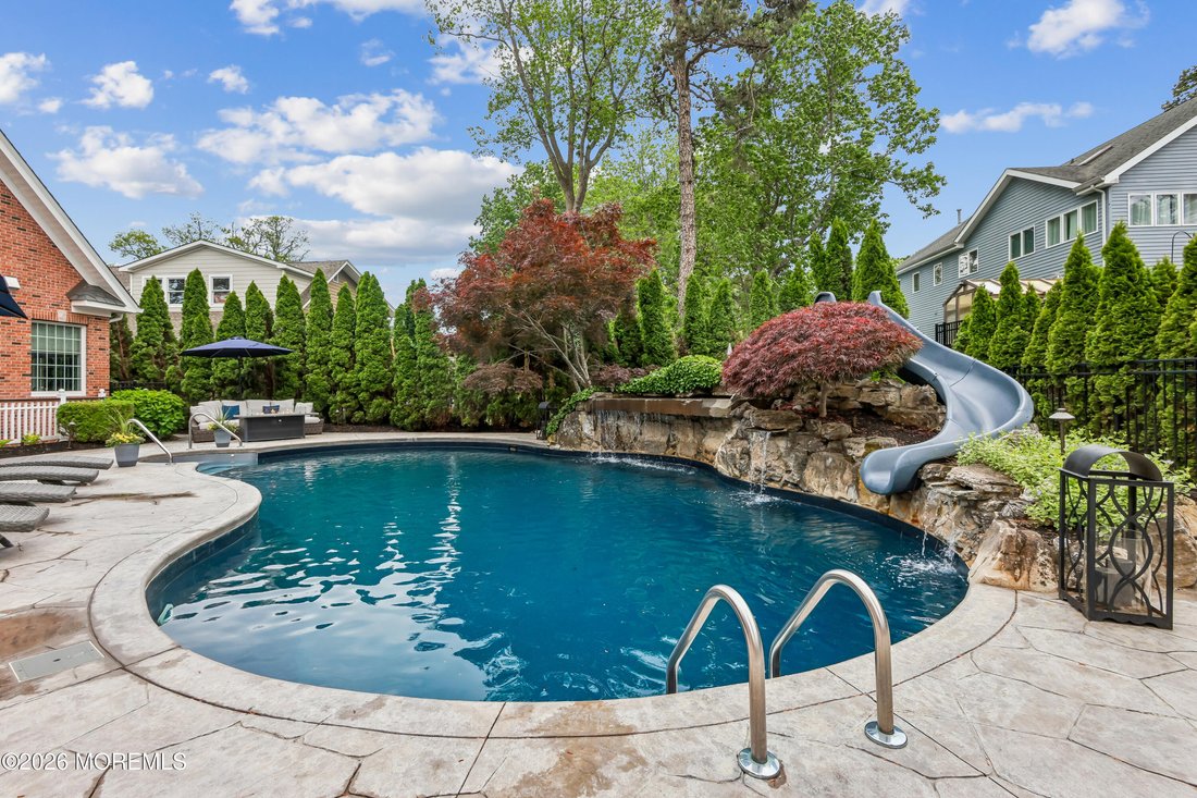 House in Toms River, New Jersey, United States 4 - 18007781