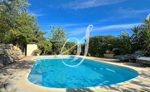 House in Peripherie, Saint-Georges-d'Orques, France 1