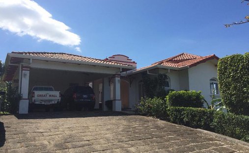 Haus in Ciudad Colón, San José, Costa Rica 1