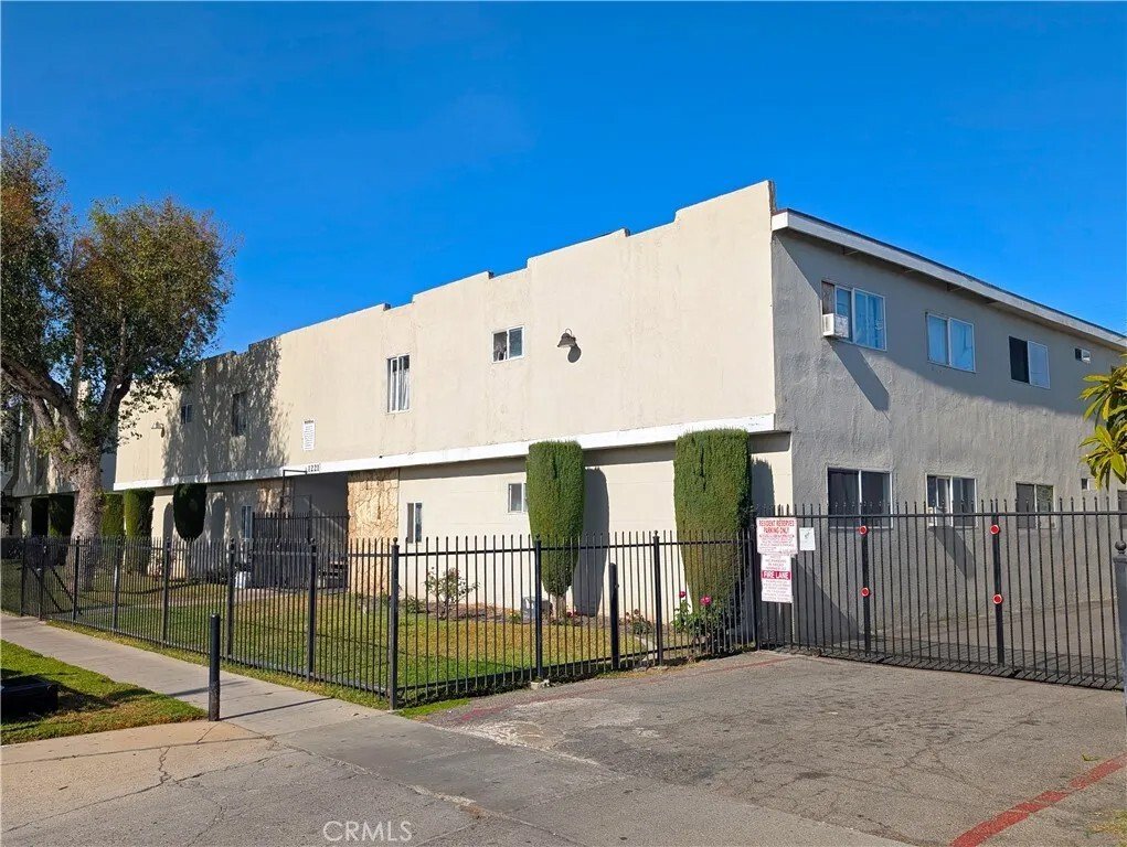 Santa Ana, California, United States 1 - 17141961
