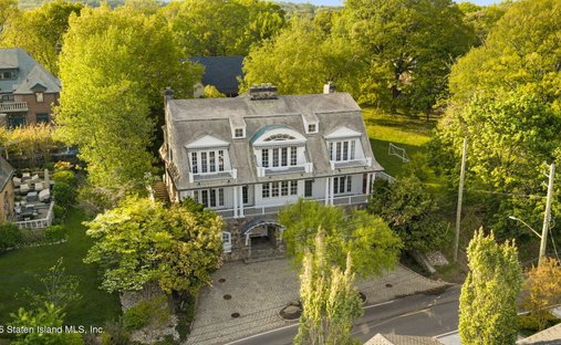 House in New York, New York, United States 1