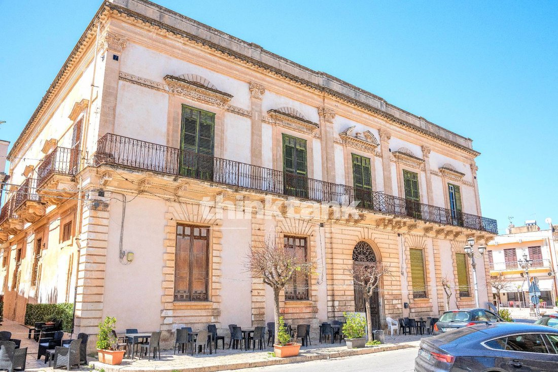 Center, Ispica, Sicily 3 - 18012057