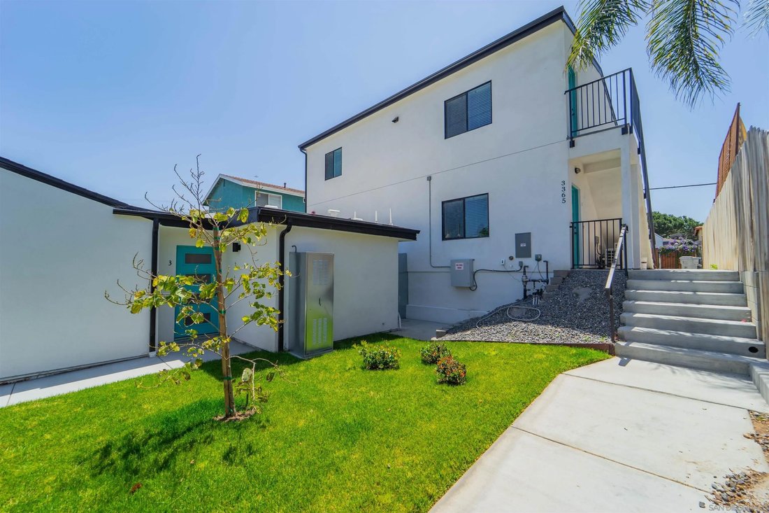 San Diego, California, United States 4 - 18005298