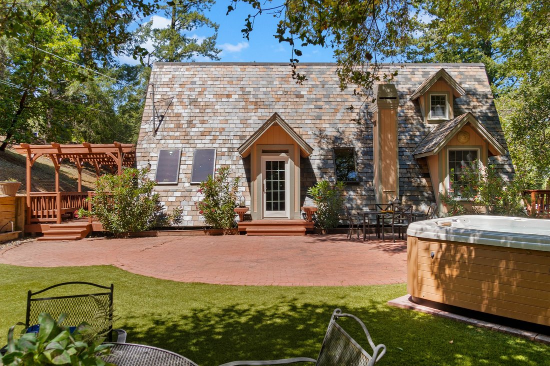 House in Los Gatos, California, United States 3 - 18010432