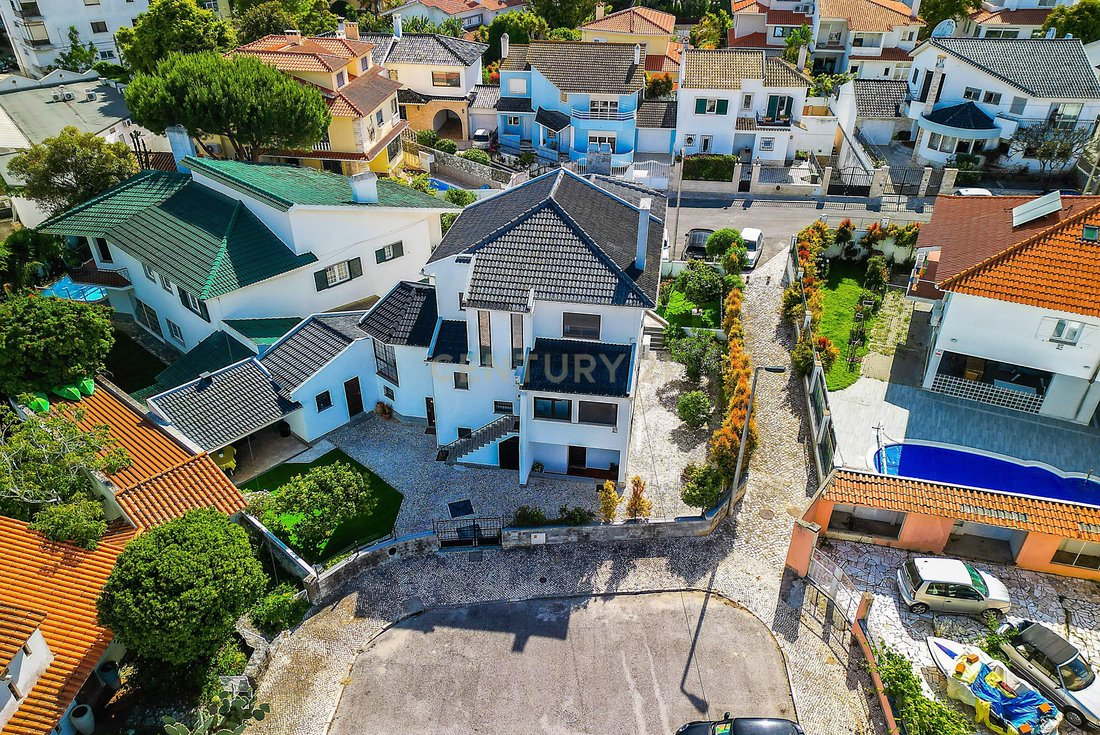 Villa in Carcavelos e Parede, Lisbon, Portugal 1 - 18009776