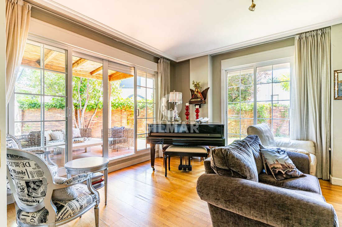 House in Majadahonda, Comunidad de Madrid, Spain 1 - 17383039