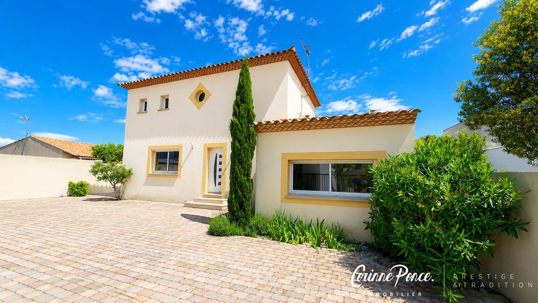Villa in Centre Ville, Aigues-Mortes, France 1 - 18009469