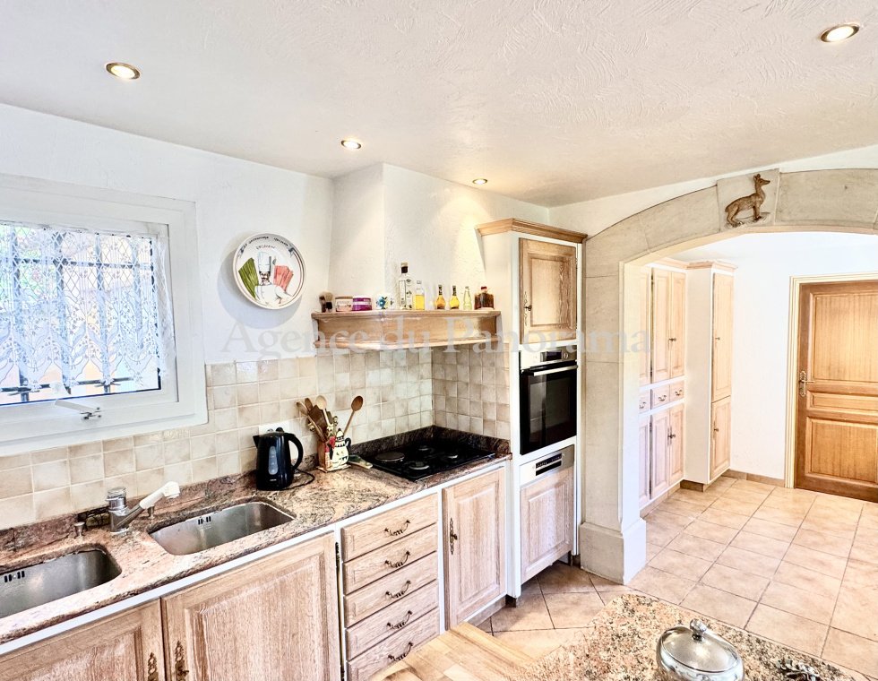 Villa in La Martre, Provence-Alpes-Côte d'Azur, France 4 - 18005819