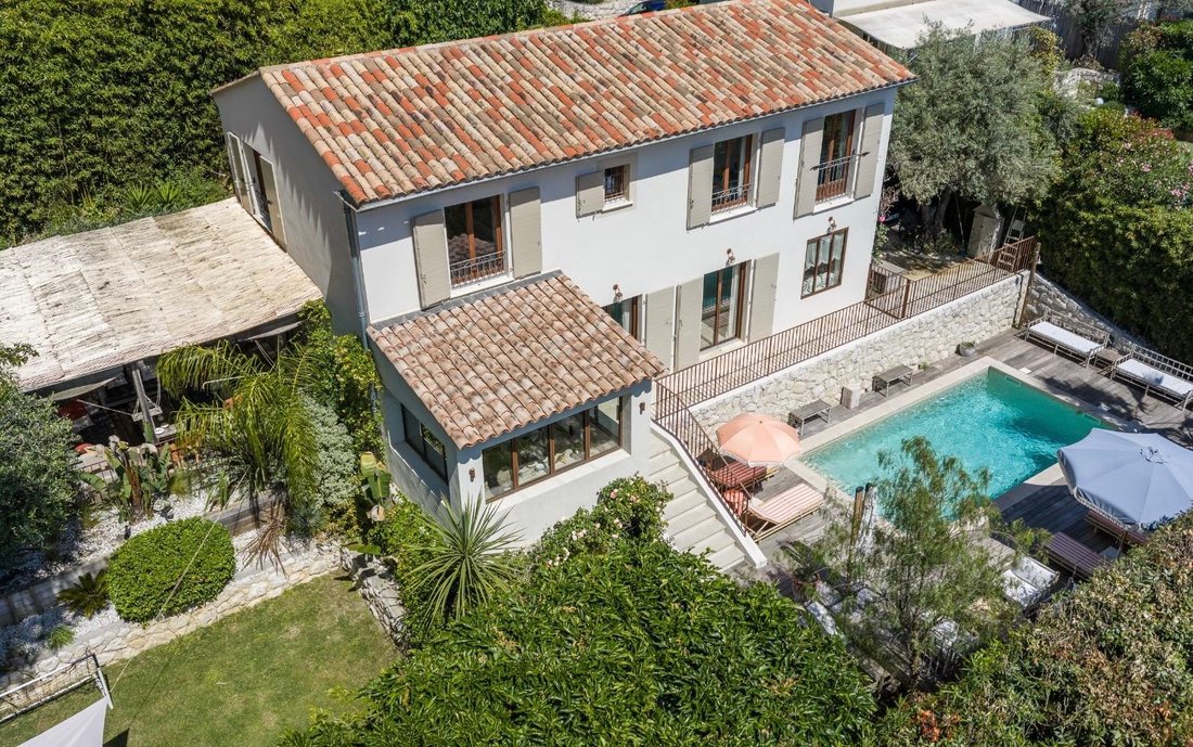 Villa in Saint-Paul-de-Vence, Provence-Alpes-Côte d'Azur, France 1 - 18008764