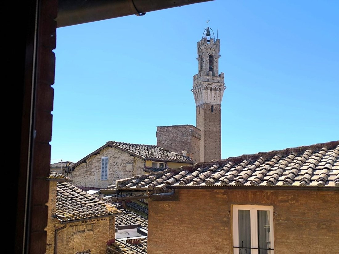 Apartment in Historic Center, Siena, Tuscany 1 - 18010050
