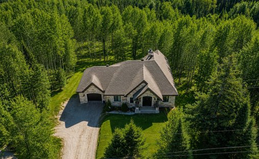 House in Saint-Jean-de-Matha, Quebec, Canada 1