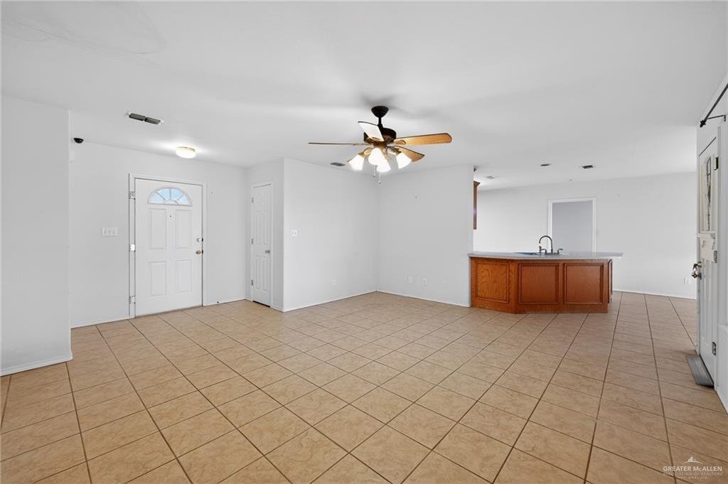 House in Mission, Texas, United States 3 - 18008072