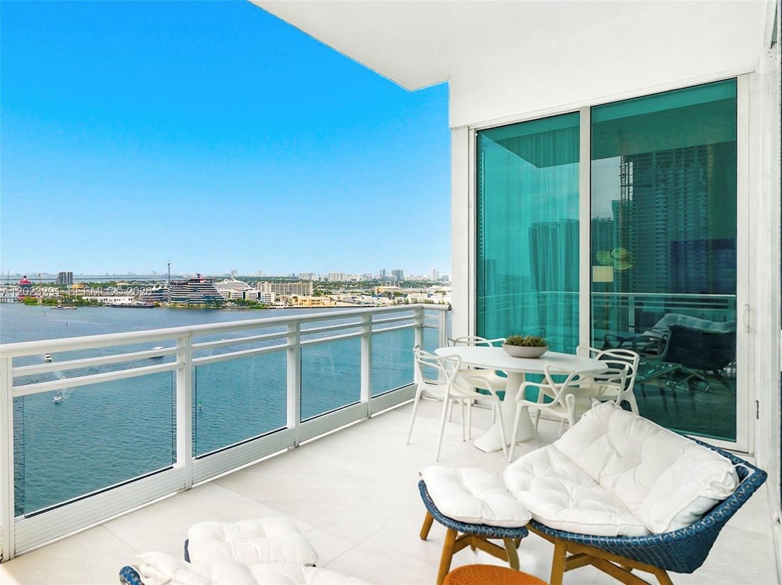 Condo in Miami, Florida, United States 4 - 18006261
