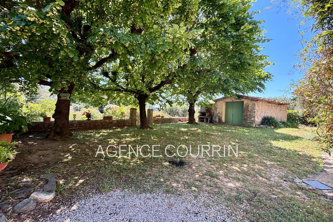 Villa in Grasse, Provence-Alpes-Côte d'Azur, France 3 - 18006053