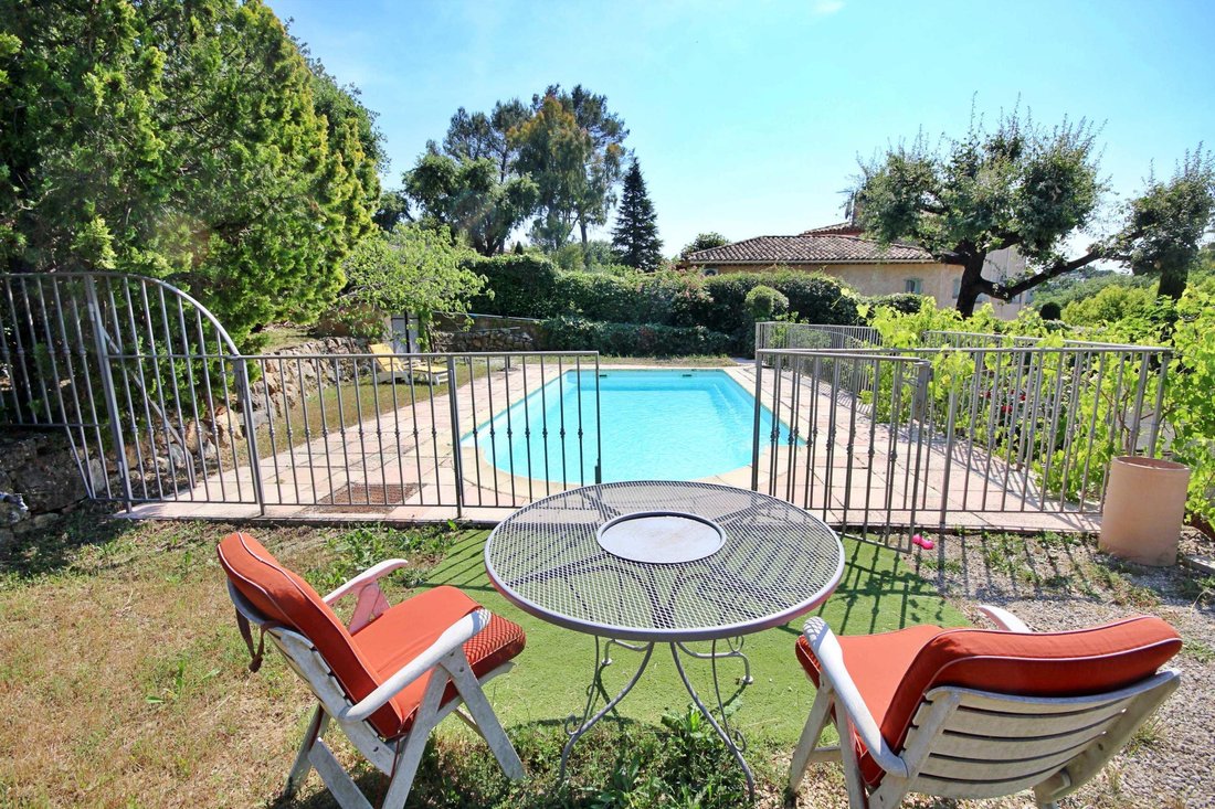Villa in Grand'Piece-Les Plaines, Mouans-Sartoux, France 2 - 17473902