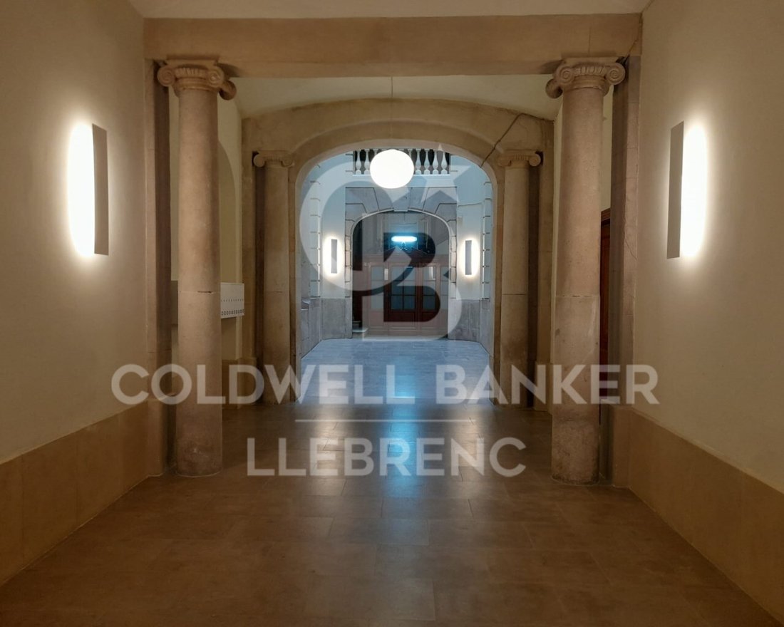 Apartment in Ciutat Vella, Barcelona, Spain 2 - 18010920