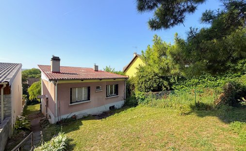House in Chatou, Ile-de-France, France 1