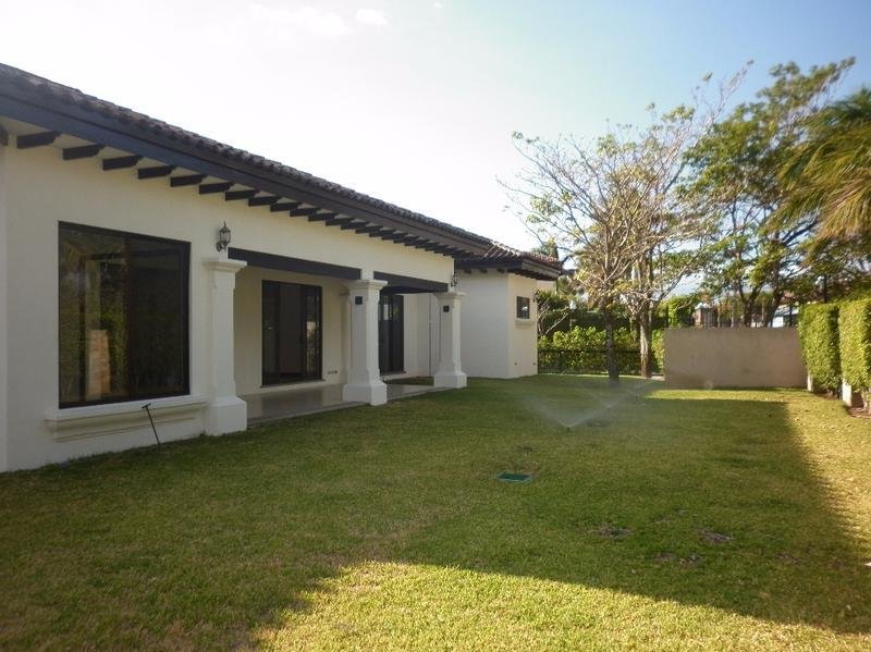 House in Santa Ana, San José Province, Costa Rica 2 - 18004566