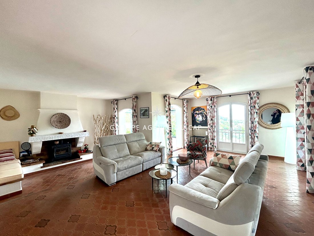 Villa in Les Issambres, Roquebrune-sur-Argens, France 4 - 18011365