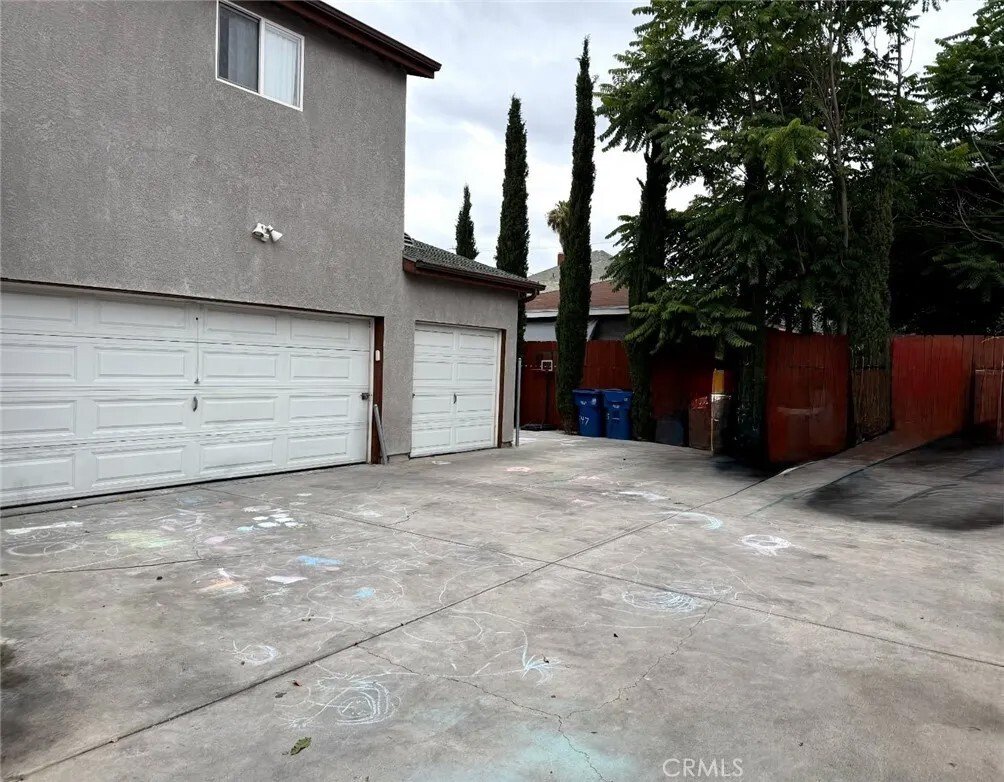 Los Angeles, California, United States 2 - 18008523